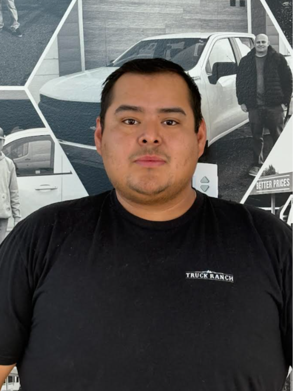 Sales Juan Pantoja in Frederick at Truck Ranch